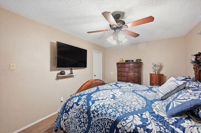 6805 Wagonet Road, Forest Hill, TX 76140