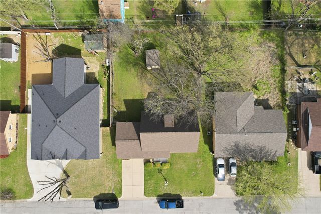 6805 Wagonet Road, Forest Hill, TX 76140