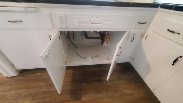 2233 E E Terrace Avenue E, Fresno, CA 93703