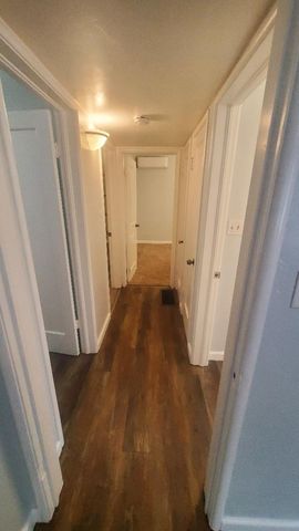 2233 E E Terrace Avenue E, Fresno, CA 93703