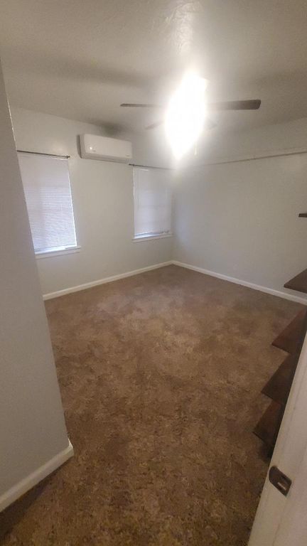 Image 22 of property listing at 2233 E E Terrace Avenue E, Fresno, CA 93703