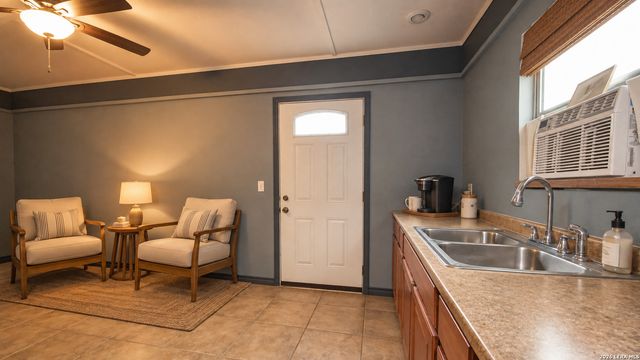1609 Winding Creek, Spring Branch, TX 78070