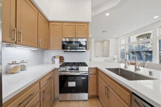 7553 Hazard Center Drive, San Diego, CA 92108