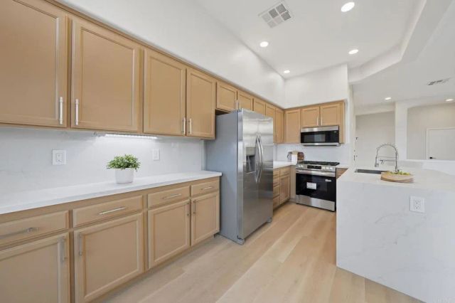 7553 Hazard Center Drive, San Diego, CA 92108