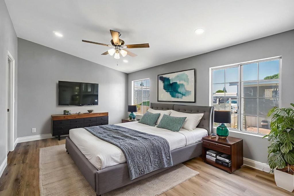 Image 26 of property listing at 1218 E Cleveland Avenue # 103, Madera, CA 93638