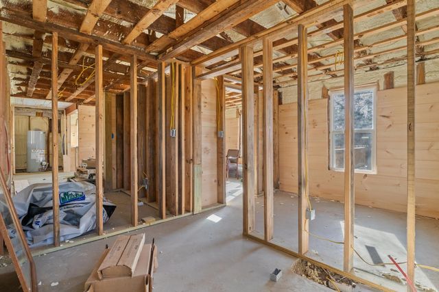 70 Old Bruceton Rd, Bruceton, TN 38317