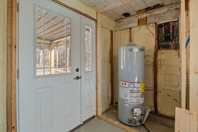 70 Old Bruceton Rd, Bruceton, TN 38317