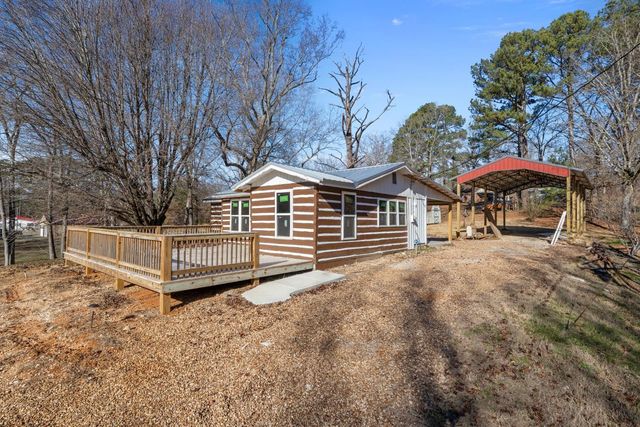 70 Old Bruceton Rd, Bruceton, TN 38317