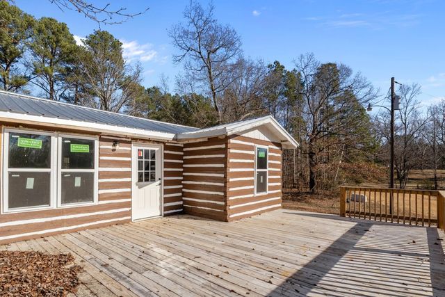 70 Old Bruceton Rd, Bruceton, TN 38317