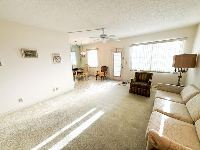 4002 Cambridge A 4002, Deerfield Beach, FL 33442