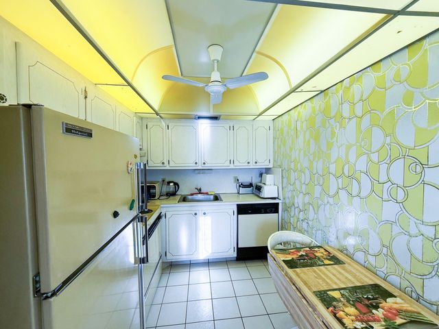 4002 Cambridge A 4002, Deerfield Beach, FL 33442