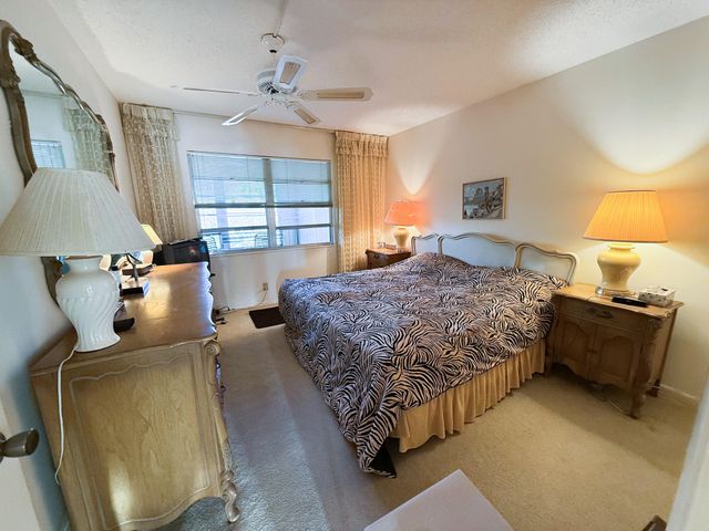 4002 Cambridge A 4002, Deerfield Beach, FL 33442