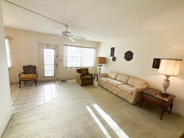 4002 Cambridge A 4002, Deerfield Beach, FL 33442