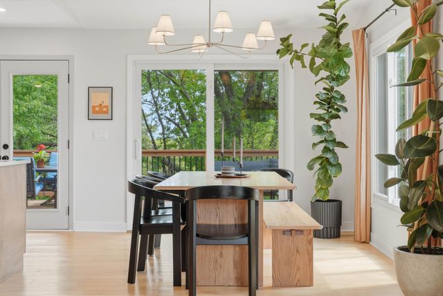 9137 Forest Hills Circle, Bloomington, MN 55437