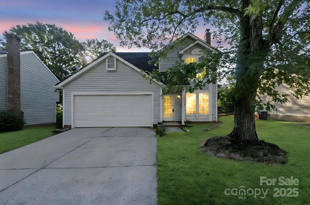 9428 White Cedar Court, Charlotte, NC 28213