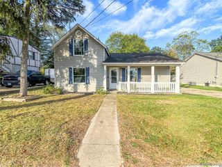 405 Lincoln Street, Fenton, MI 48430