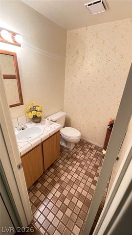 500 Elm Drive 203, Las Vegas, NV 89169