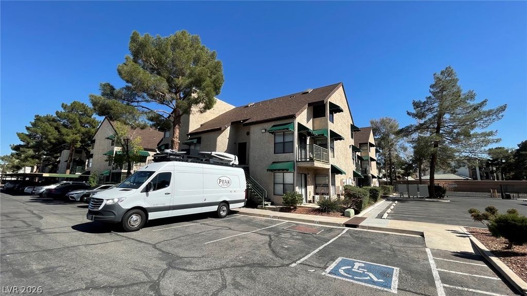 500 Elm Drive 203, Las Vegas, NV 89169