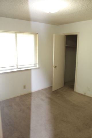 2207 Canterbury Court, Denton, TX 76205