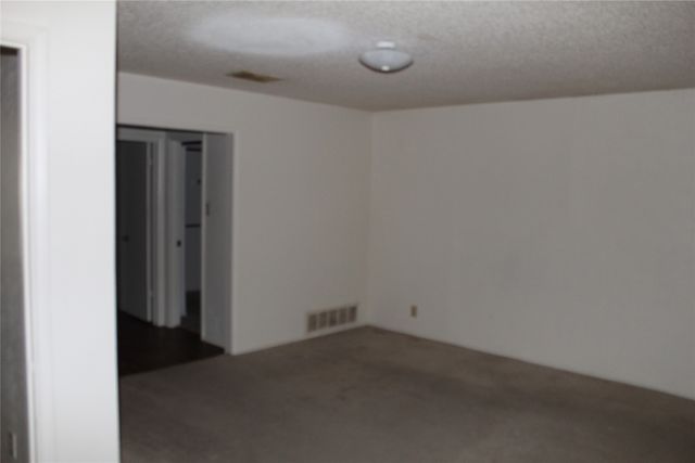 2207 Canterbury Court, Denton, TX 76205