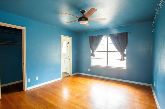 1608 N Houston School Road, Lancaster, TX 75134