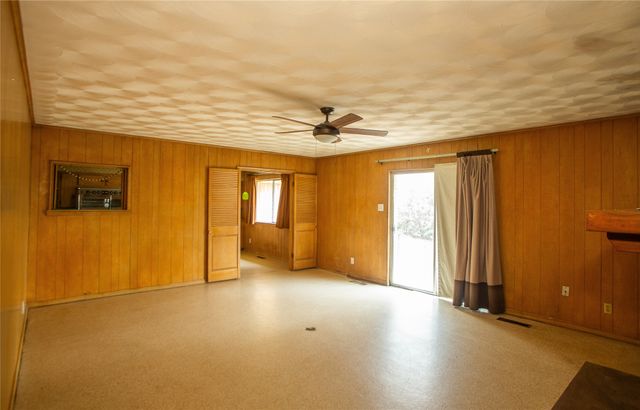 1608 N Houston School Road, Lancaster, TX 75134