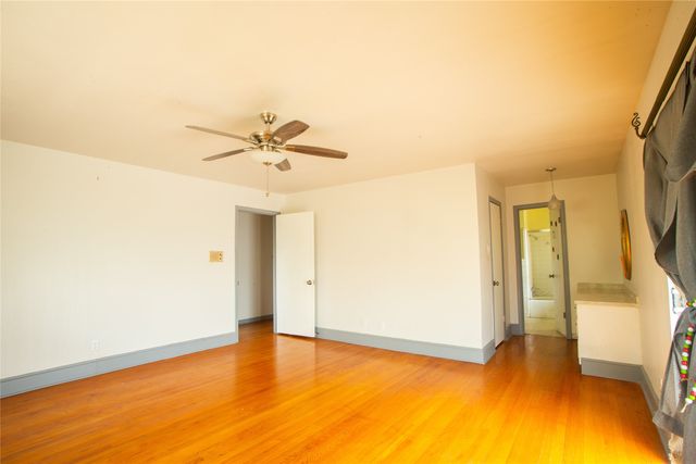 1608 N Houston School Road, Lancaster, TX 75134