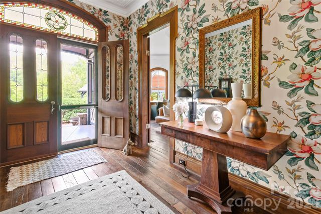 204 Lawson Street, Hot Springs, NC 28743