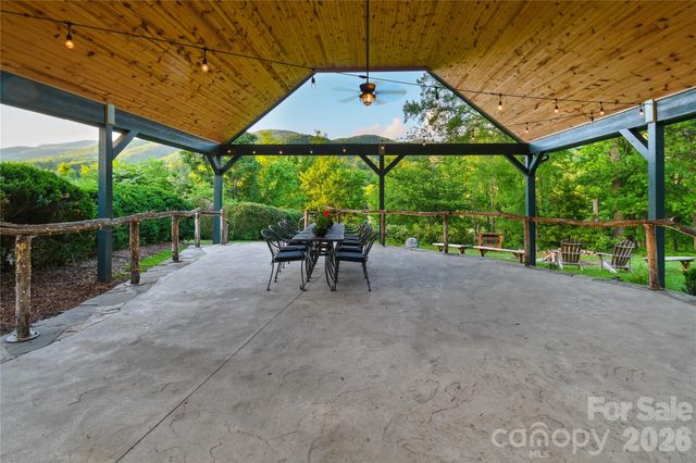 204 Lawson Street, Hot Springs, NC 28743