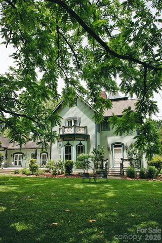 204 Lawson Street, Hot Springs, NC 28743