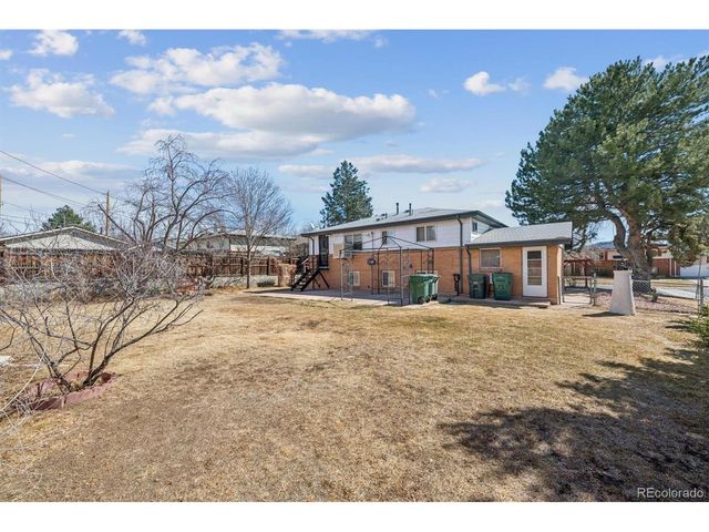 9669 Lou Dr, Northglenn, CO 80260