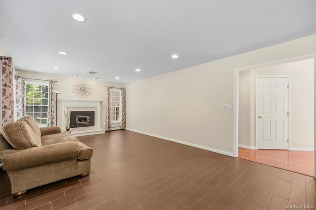 32 Robinson Lane, Wappingers Falls, NY 12590