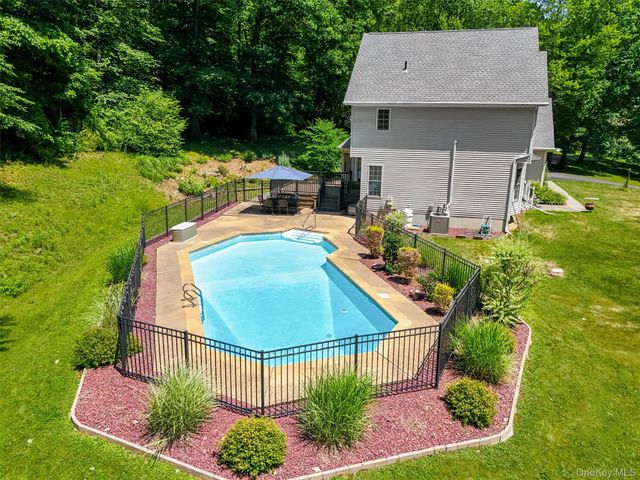32 Robinson Lane, Wappingers Falls, NY 12590