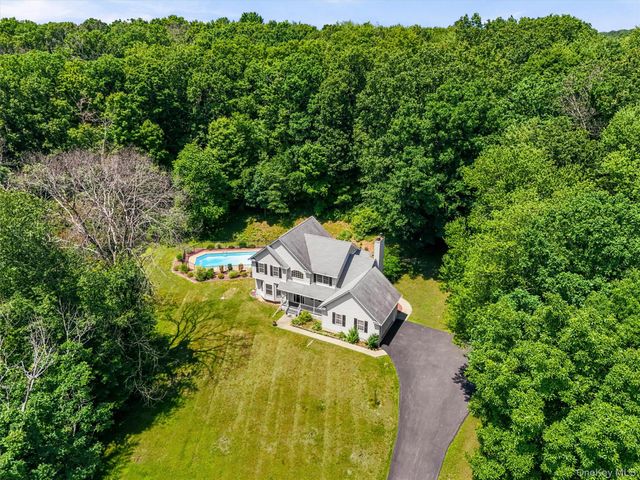 32 Robinson Lane, Wappingers Falls, NY 12590