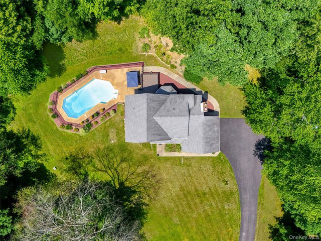 32 Robinson Lane, Wappingers Falls, NY 12590