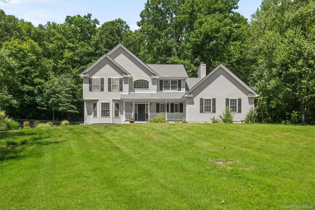 32 Robinson Lane, Wappingers Falls, NY 12590