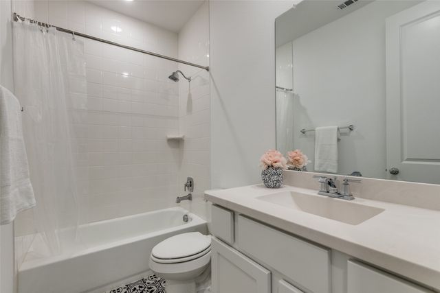 1616 Mcdougall Creek, Van Alstyne, TX 75495