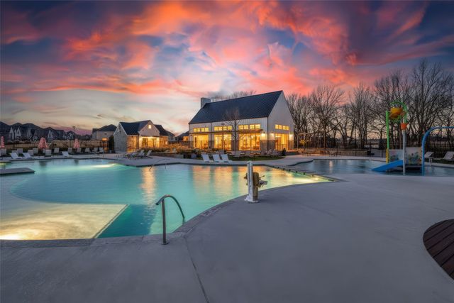 1616 Mcdougall Creek, Van Alstyne, TX 75495