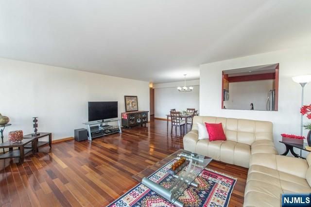 6050 Boulevard East 4F, West New York, NJ 07093