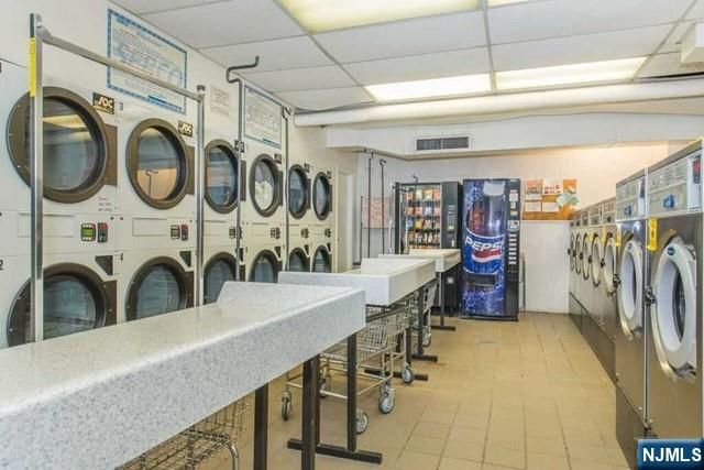 6050 Boulevard East 4F, West New York, NJ 07093