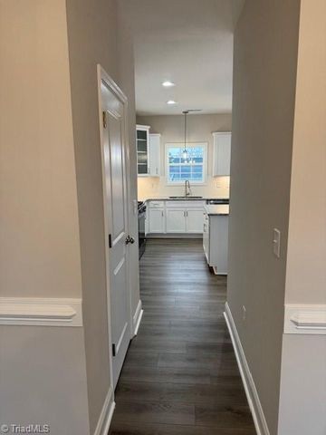 3725 Contimental Square 371, Kernersville, NC 27284