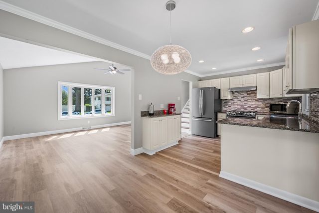 611 PASADENA DR, Magnolia, NJ 08049