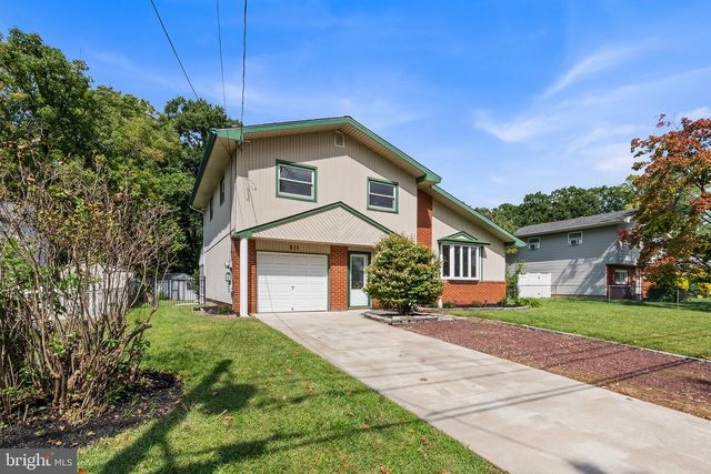 611 PASADENA DR, Magnolia, NJ 08049