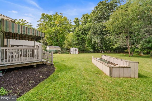 611 PASADENA DR, Magnolia, NJ 08049