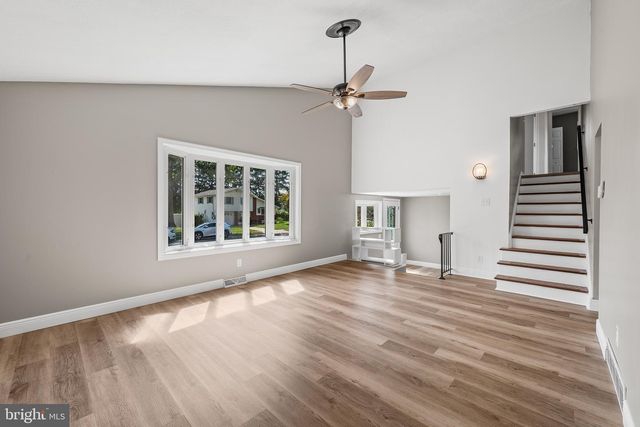 611 PASADENA DR, Magnolia, NJ 08049