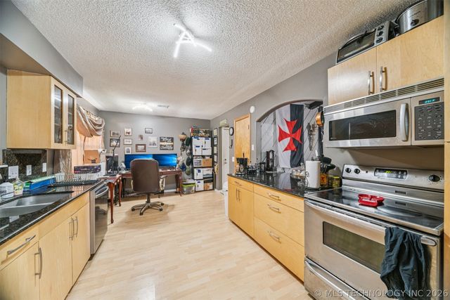 3866 S 98th East Street, Tulsa, OK 74146