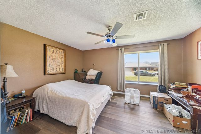 3866 S 98th East Street, Tulsa, OK 74146