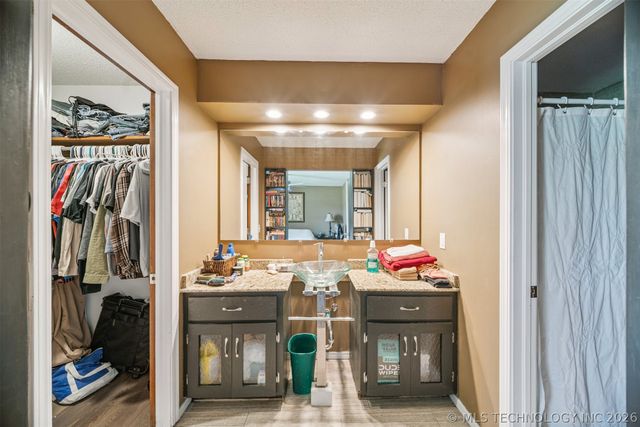 3866 S 98th East Street, Tulsa, OK 74146