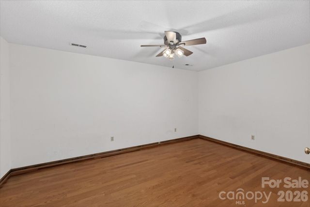8149 Shannon Woods Lane, Matthews, NC 28104