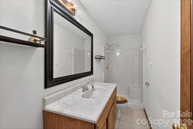 8149 Shannon Woods Lane, Matthews, NC 28104